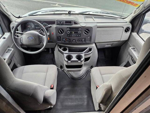2011 Ford E-150