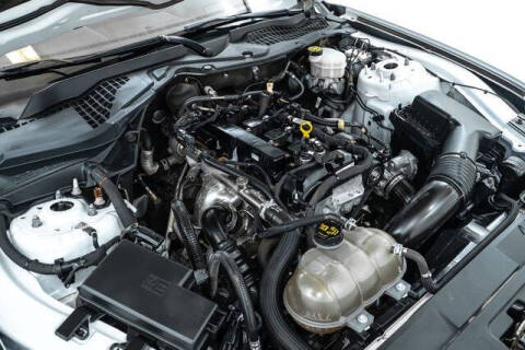 2022 Ford Mustang EcoBoost