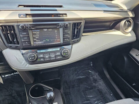 2017 Toyota RAV4 XLE