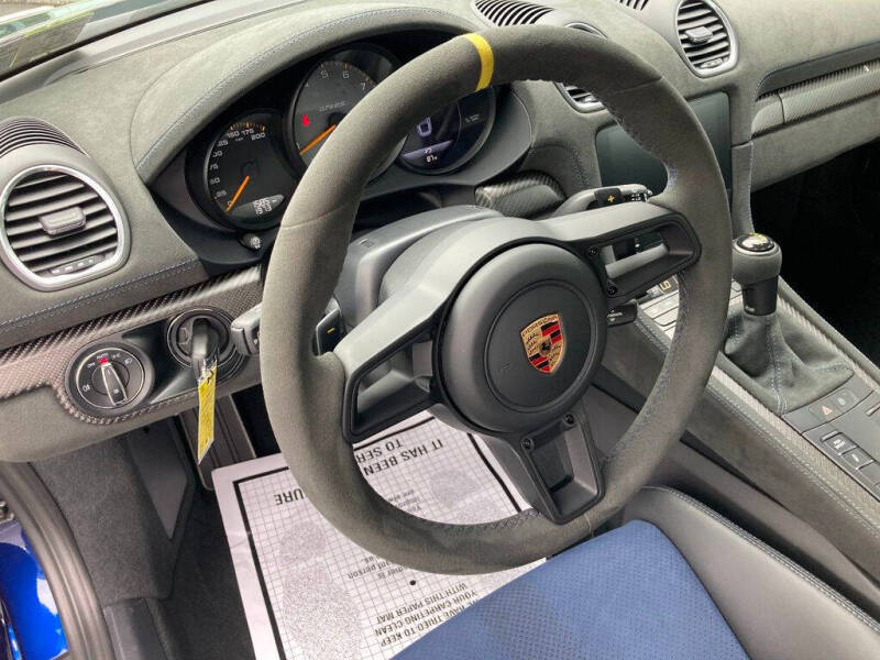 2023 Porsche 718 Cayman GT4 RS