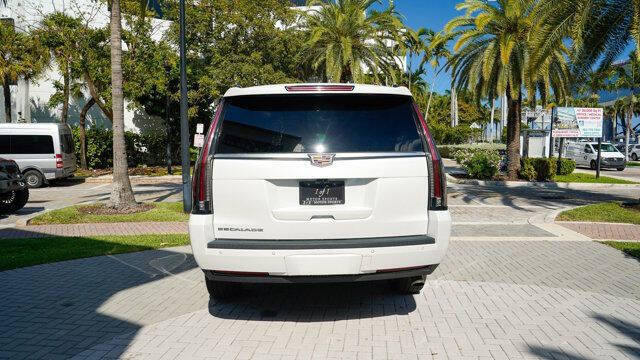 2019 Cadillac Escalade ESV Premium Luxury