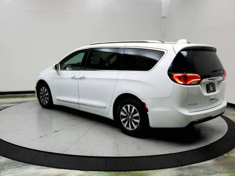 2020 Chrysler Pacifica Touring L Plus