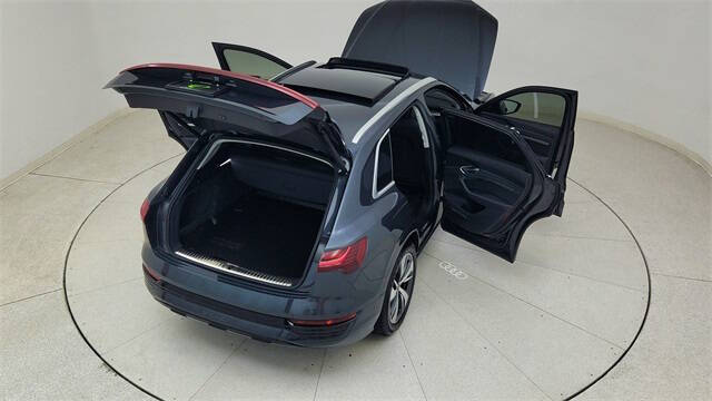 2024 Audi Q8 e-tron quattro Premium Plus