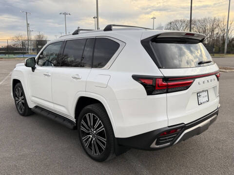 2025 Lexus LX 600 Luxury