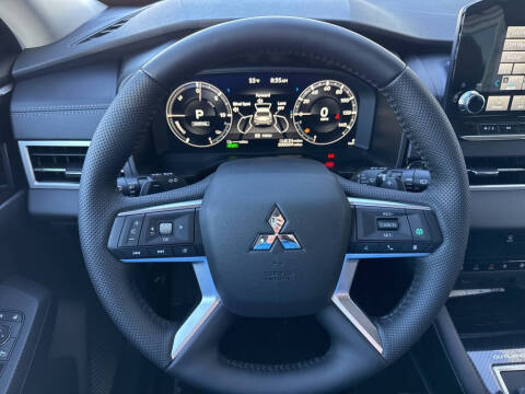 2025 Mitsubishi Outlander PHEV SEL