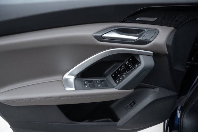 2025 Audi Q5 quattro Premium Plus TFSI