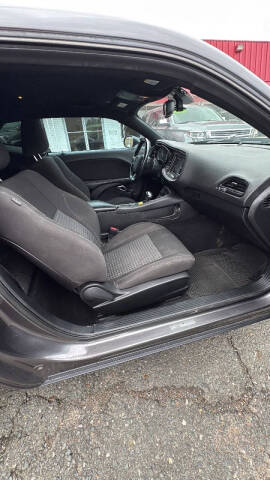 2019 Dodge Challenger SXT
