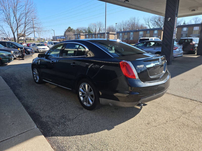 2009 Lincoln MKS