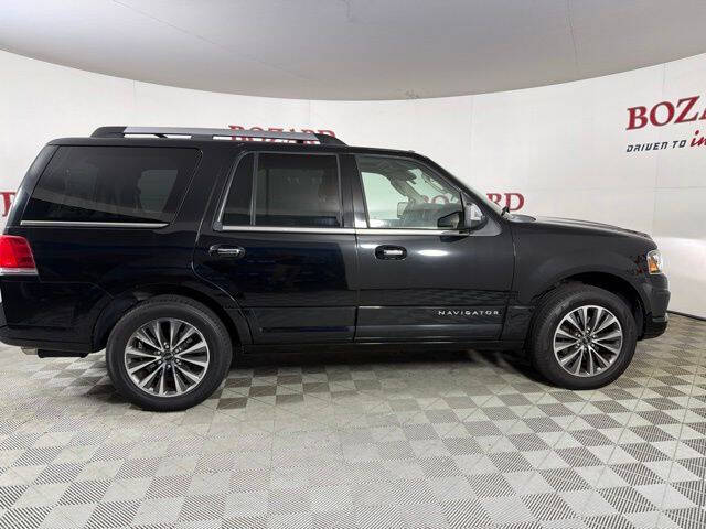 2017 Lincoln Navigator Select