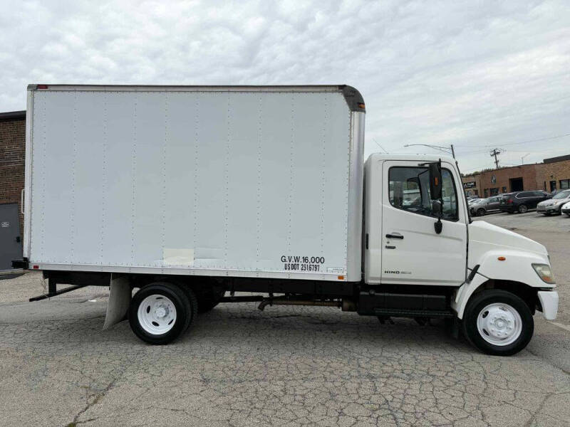 2007 Hino 165