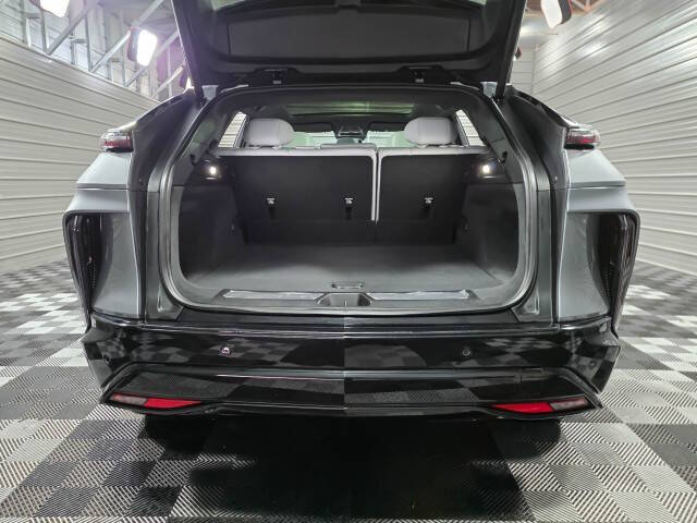 2024 Cadillac LYRIQ Sport 1