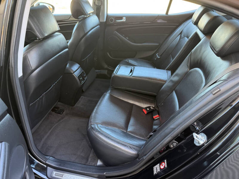 2016 Kia Cadenza Premium