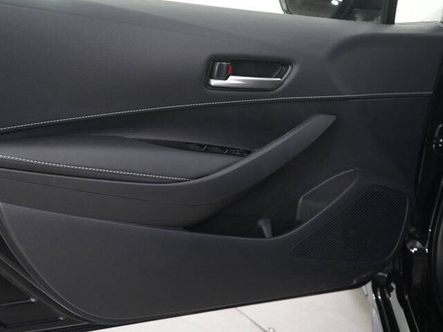 2025 Toyota Corolla Hatchback SE