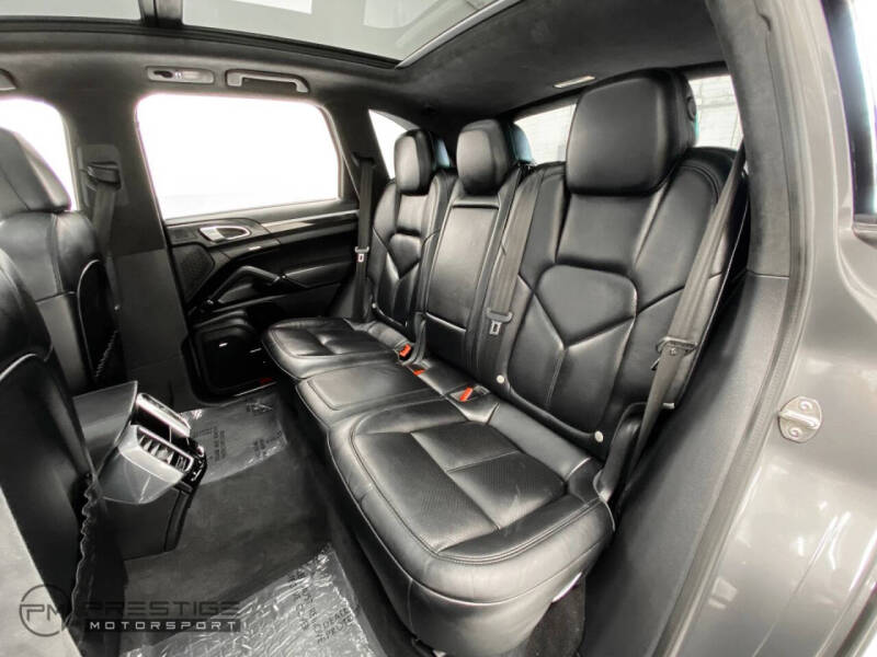 2017 Porsche Cayenne Turbo