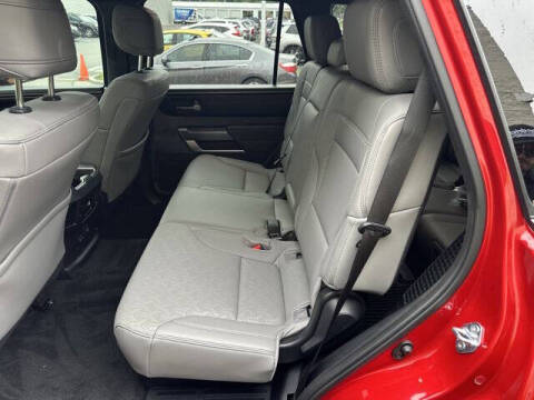 2025 Toyota Sequoia SR5
