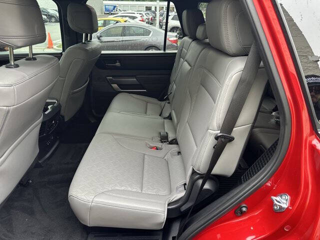 2025 Toyota Sequoia SR5