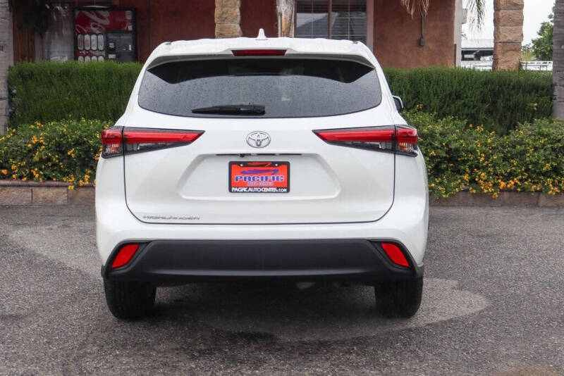 2021 Toyota Highlander L