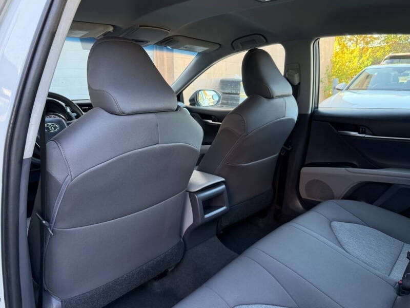 2018 Toyota Camry LE