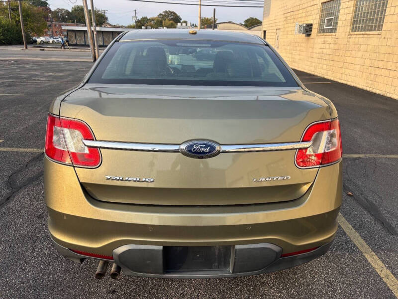 2012 Ford Taurus Limited
