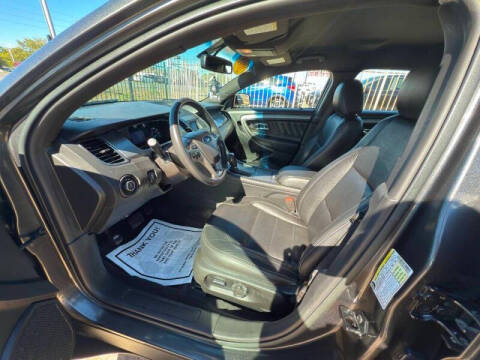 2015 Ford Taurus SEL