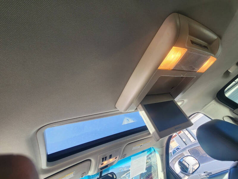 2012 Cadillac Escalade ESV Luxury