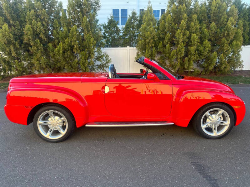 2004 Chevrolet SSR LS