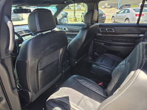 2017 Ford Explorer Platinum