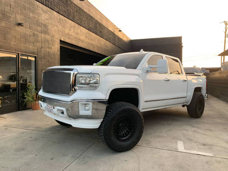 2015 GMC Sierra 1500 SLT's photo