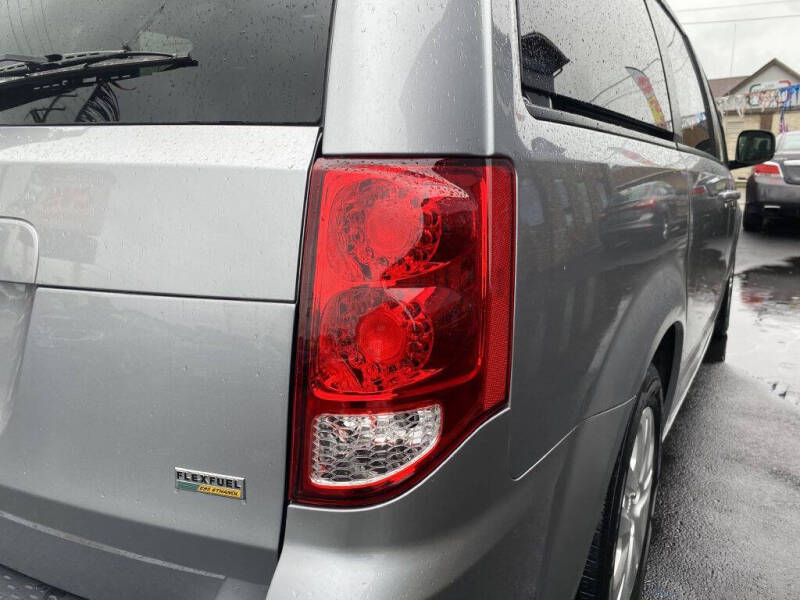 2018 Dodge Grand Caravan SE