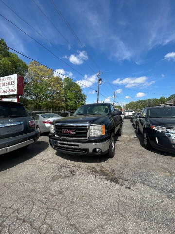 2011 GMC Sierra 1500 for sale at LAKE CITY AUTO SALES in Forest Park GA