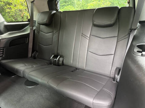 2019 Cadillac Escalade Luxury