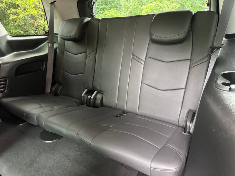 2019 Cadillac Escalade Luxury
