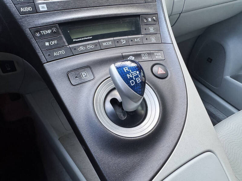 2010 Toyota Prius IV