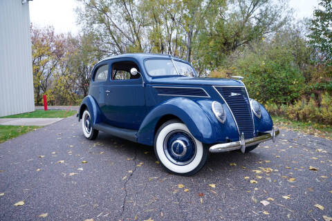 1937 Ford Deluxe