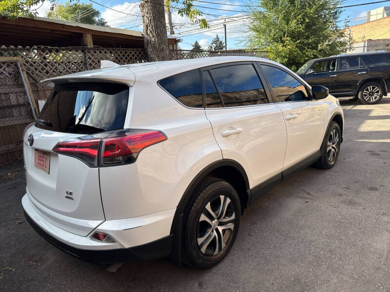 2018 Toyota RAV4 LE