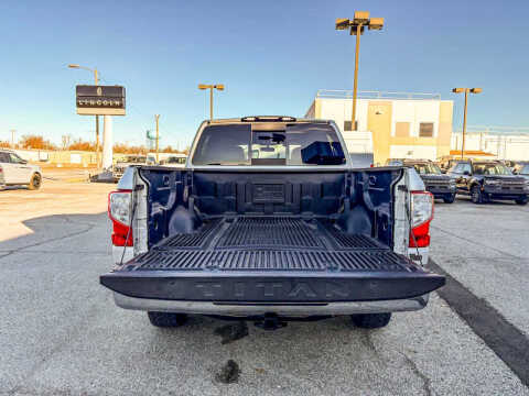 2018 Nissan Titan SV