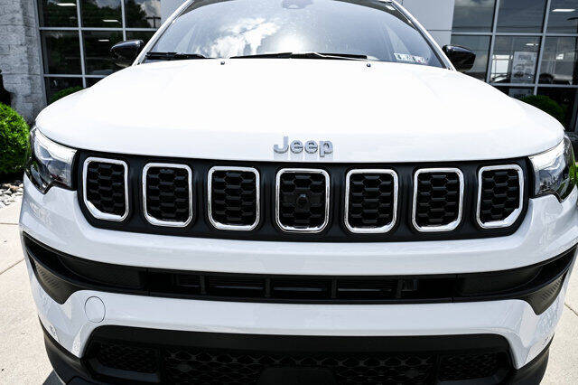 2024 Jeep Compass Latitude Lux