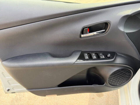 2017 Toyota Prius Three