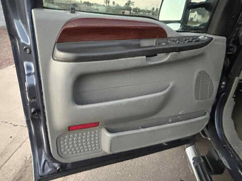 2005 Ford F-350 Super Duty Lariat