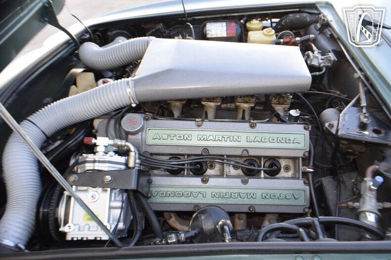 1976 Aston Martin V8 Vantage