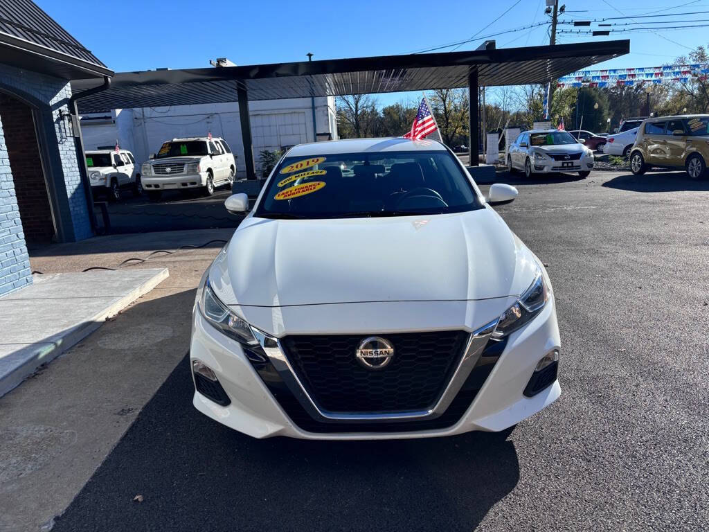 2019 Nissan Altima for sale at Michael Johnson @ Allens Auto Sales Hopkinsville in Hopkinsville, KY