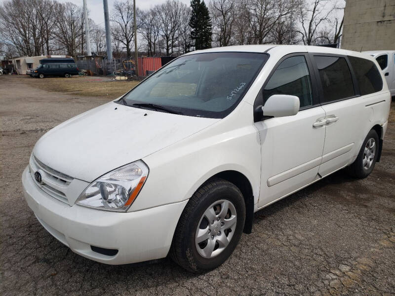 2006 Kia Sedona for sale at Flex Auto Sales inc in Cleveland OH