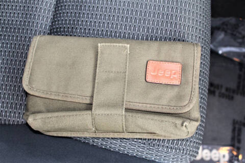 2008 Jeep Commander Sport