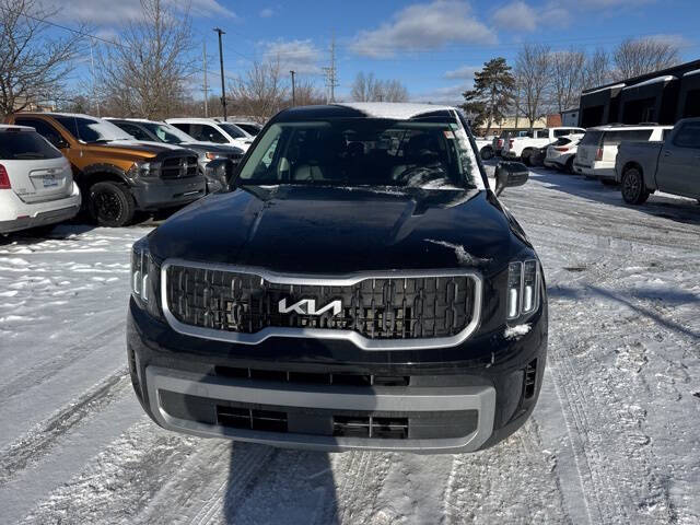 2023 Kia Telluride LX