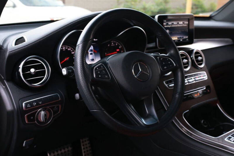 2019 Mercedes-Benz GLC GLC 300 4MATIC