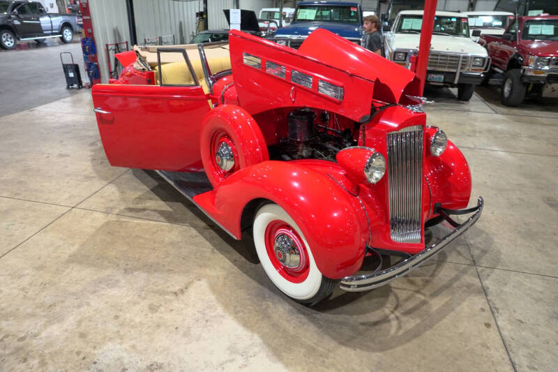 1937 Packard 120