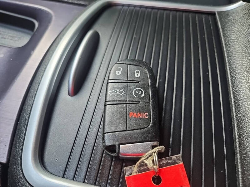 2018 Dodge Charger SXT