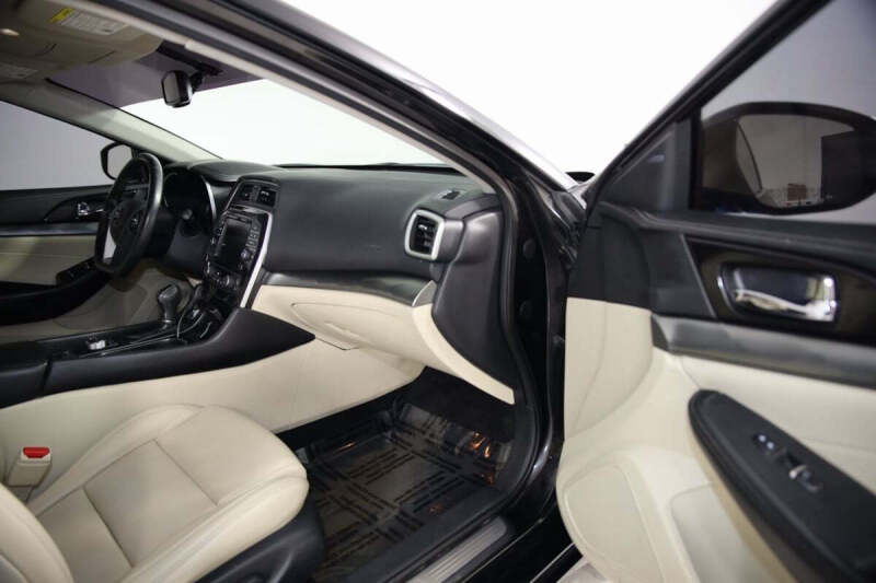 2019 Nissan Maxima 3.5 SV