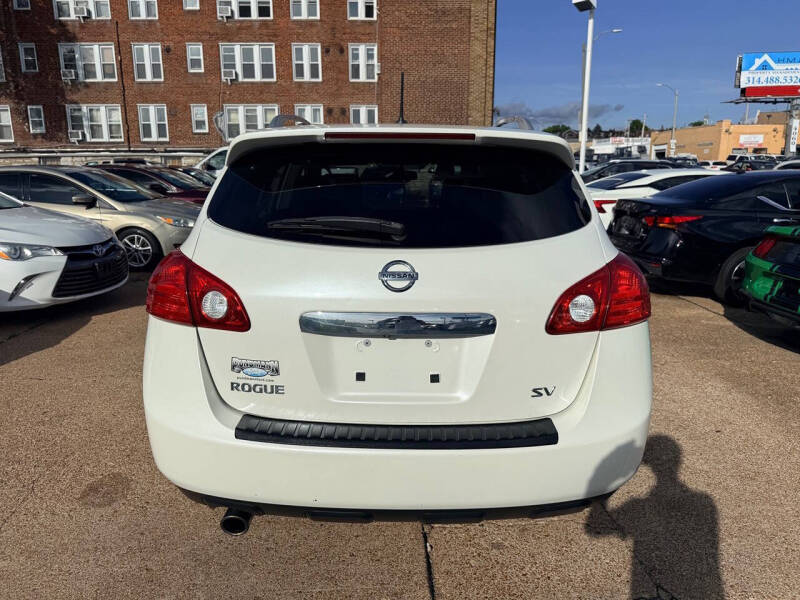 2012 Nissan Rogue SV