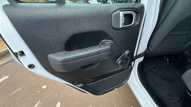 2024 Jeep Gladiator Sport